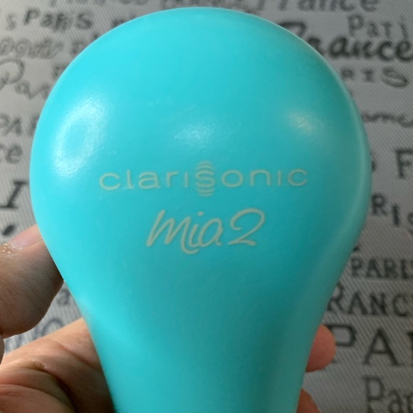 clarisonic mia 2 in tiffany blue color - Picture 4 of 7